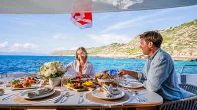 Breakfast main deck aft