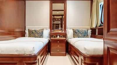 Twin Cabin