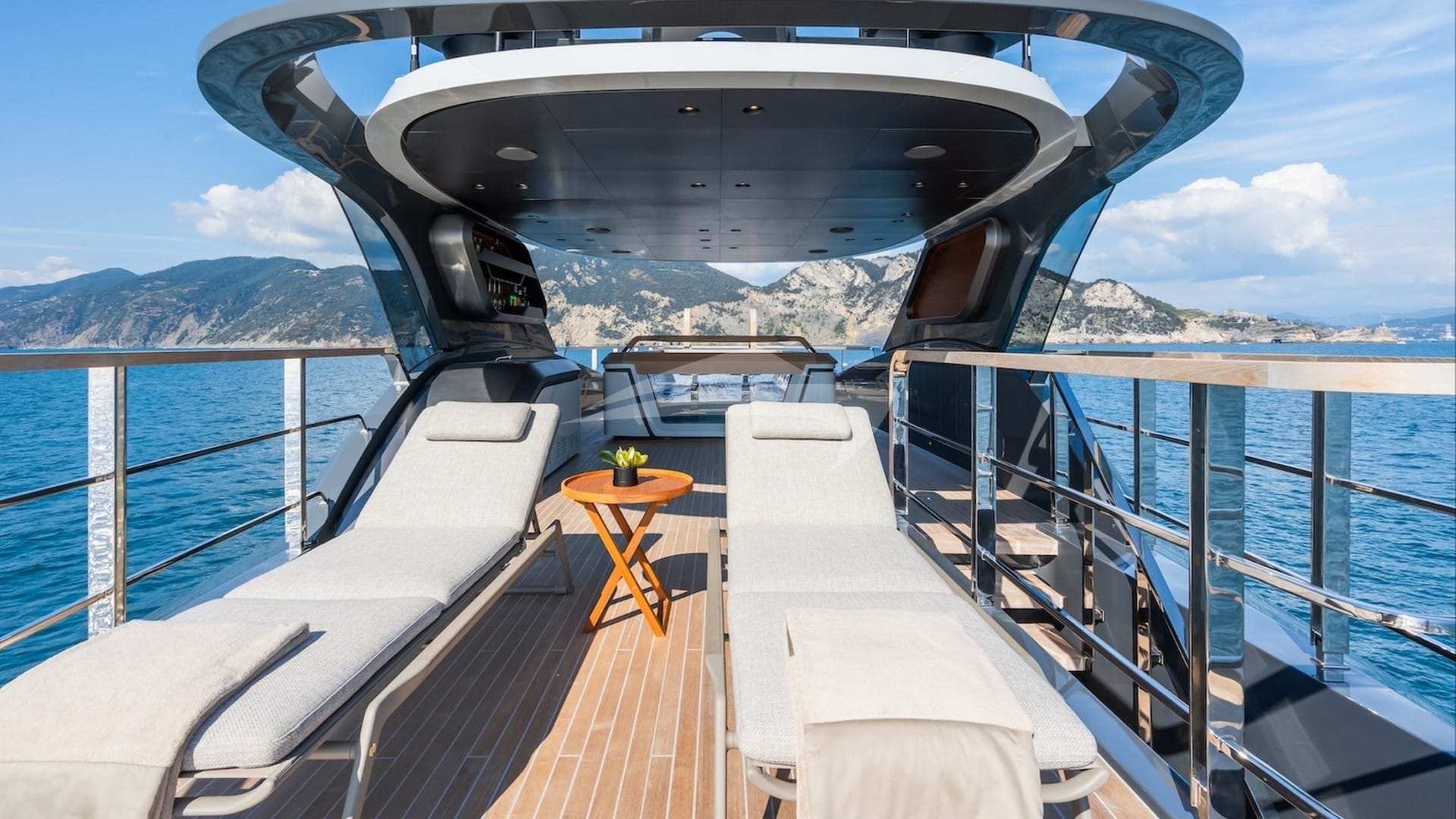 Sundeck sun Loungers