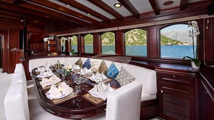 RIANA 42m sailing yacht charter, photo 7