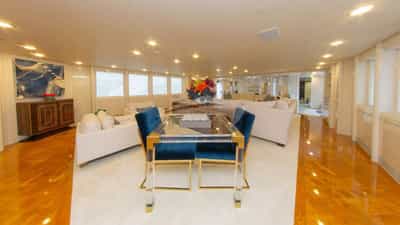 Main Saloon Game Table