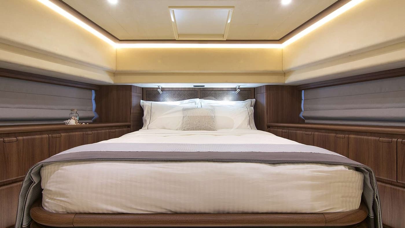 OXYGEN 8, photo from the yacht portfolio