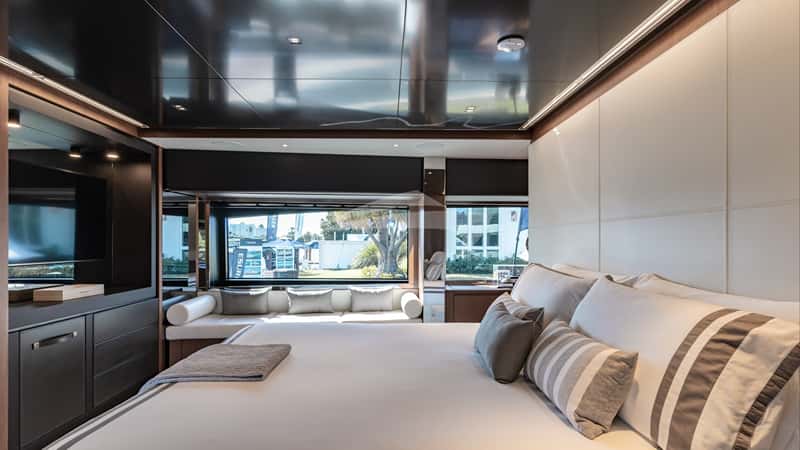 BEYOND BEYOND 29m motor yacht charter, photo 7