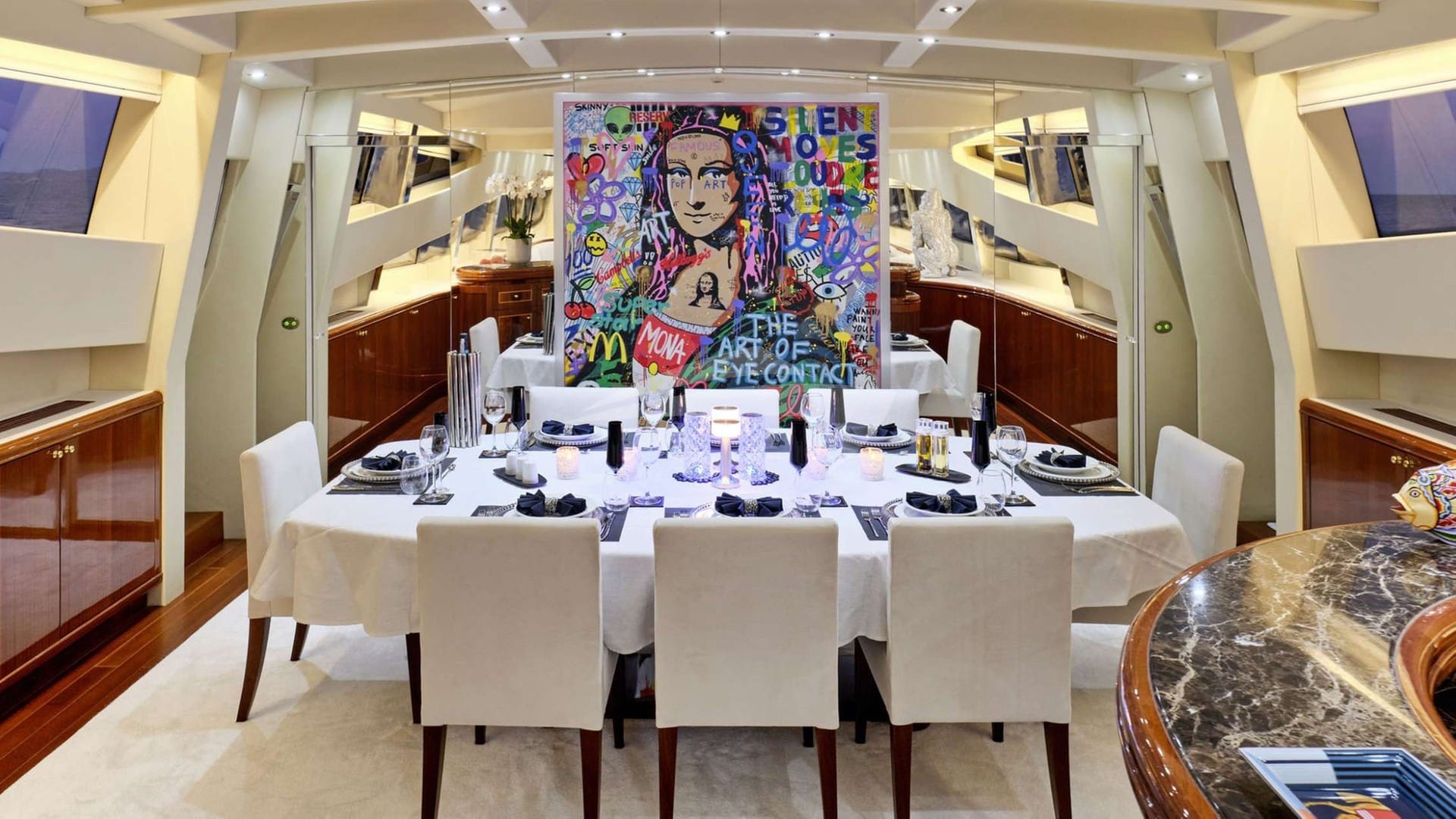 Main Deck Dining Area