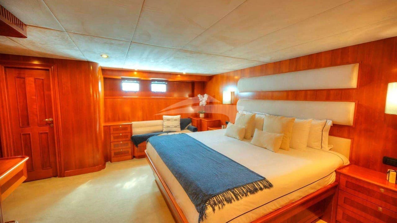 VOYAGER, photo from the yacht portfolio 5