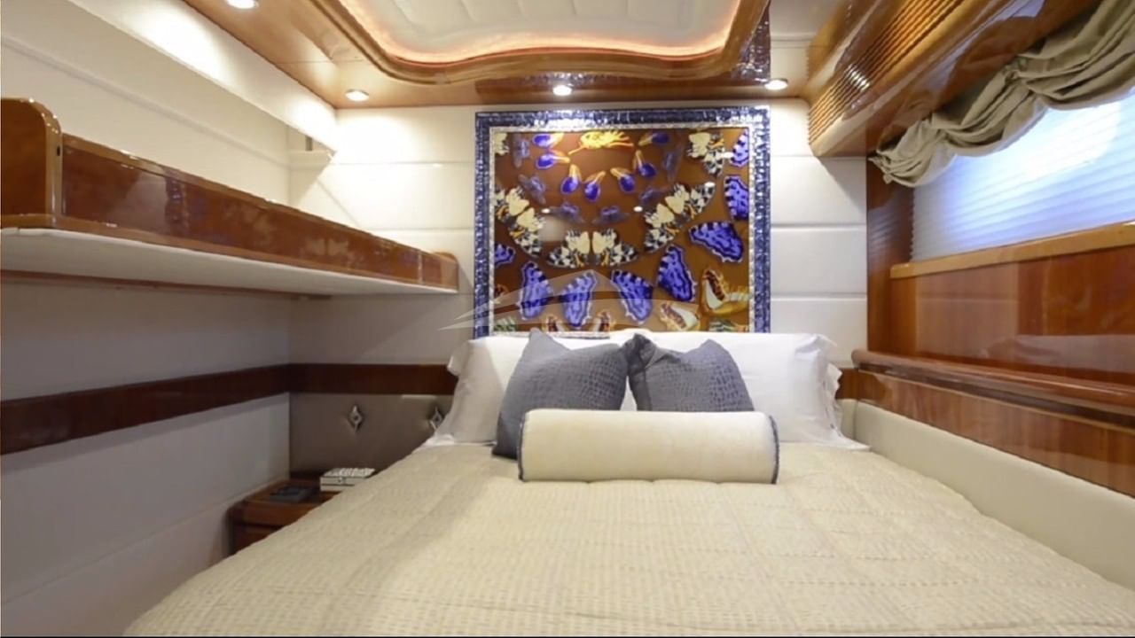 Guest Queen with Pullman