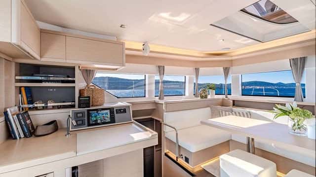 BLACK CAVIAR yacht charter photo 2