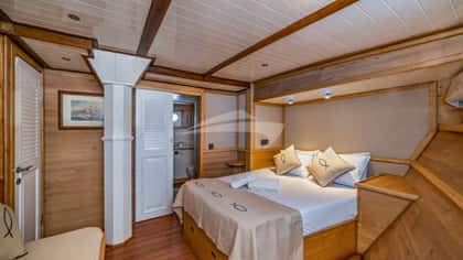 AMAZON SOLO 28m motor yacht charter, photo 8