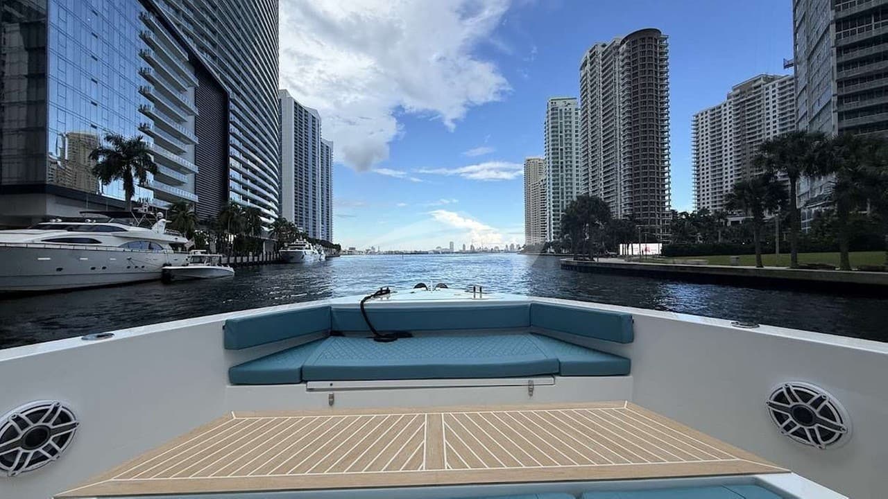 LA ONDINA, photo from the yacht portfolio 8