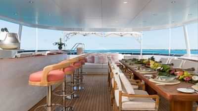 Deck Dining