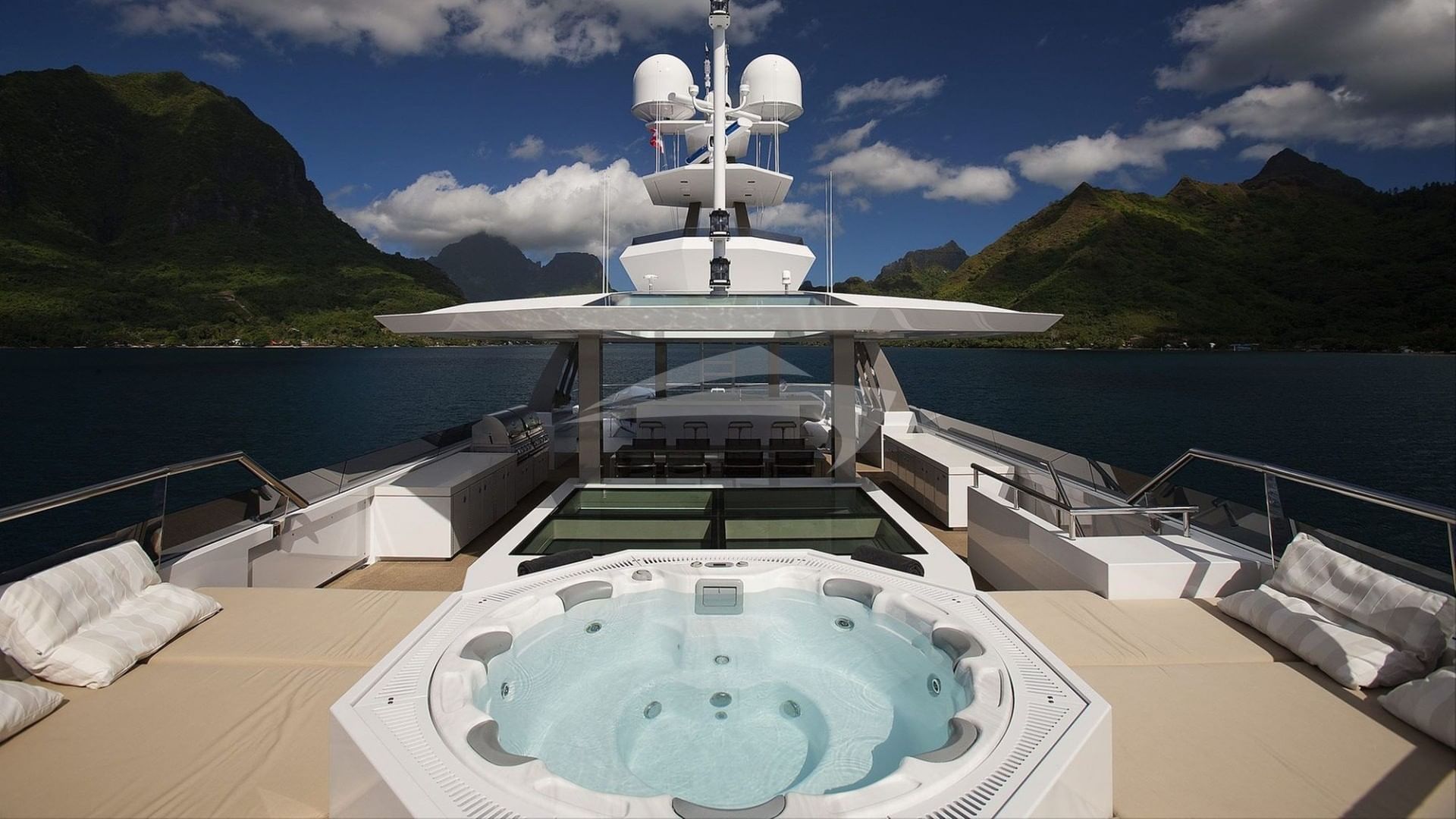 Sundeck and Jacuzzi