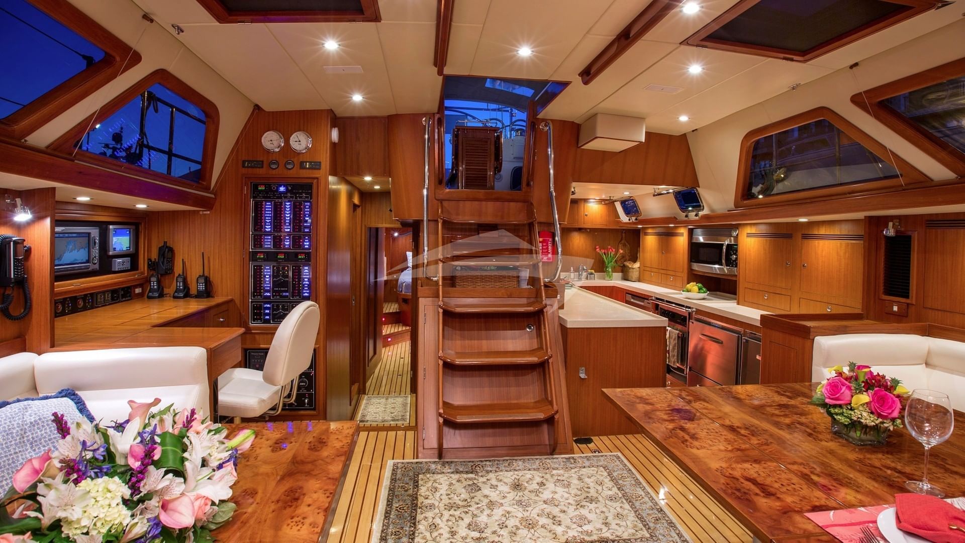 Old salon photo showing companionway