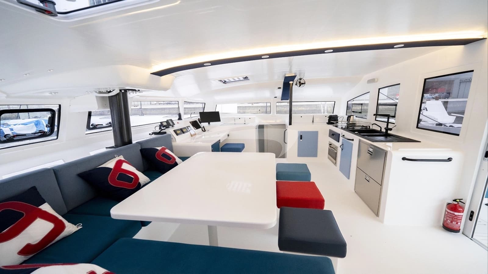 AVEL VAEZ, photo from the yacht portfolio 15