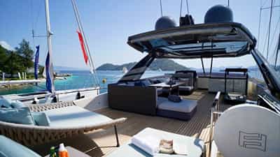 Flybridge