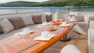 Al Fresco Dining
