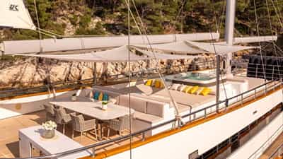 DALMATINO Sundeck