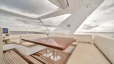Flybridge