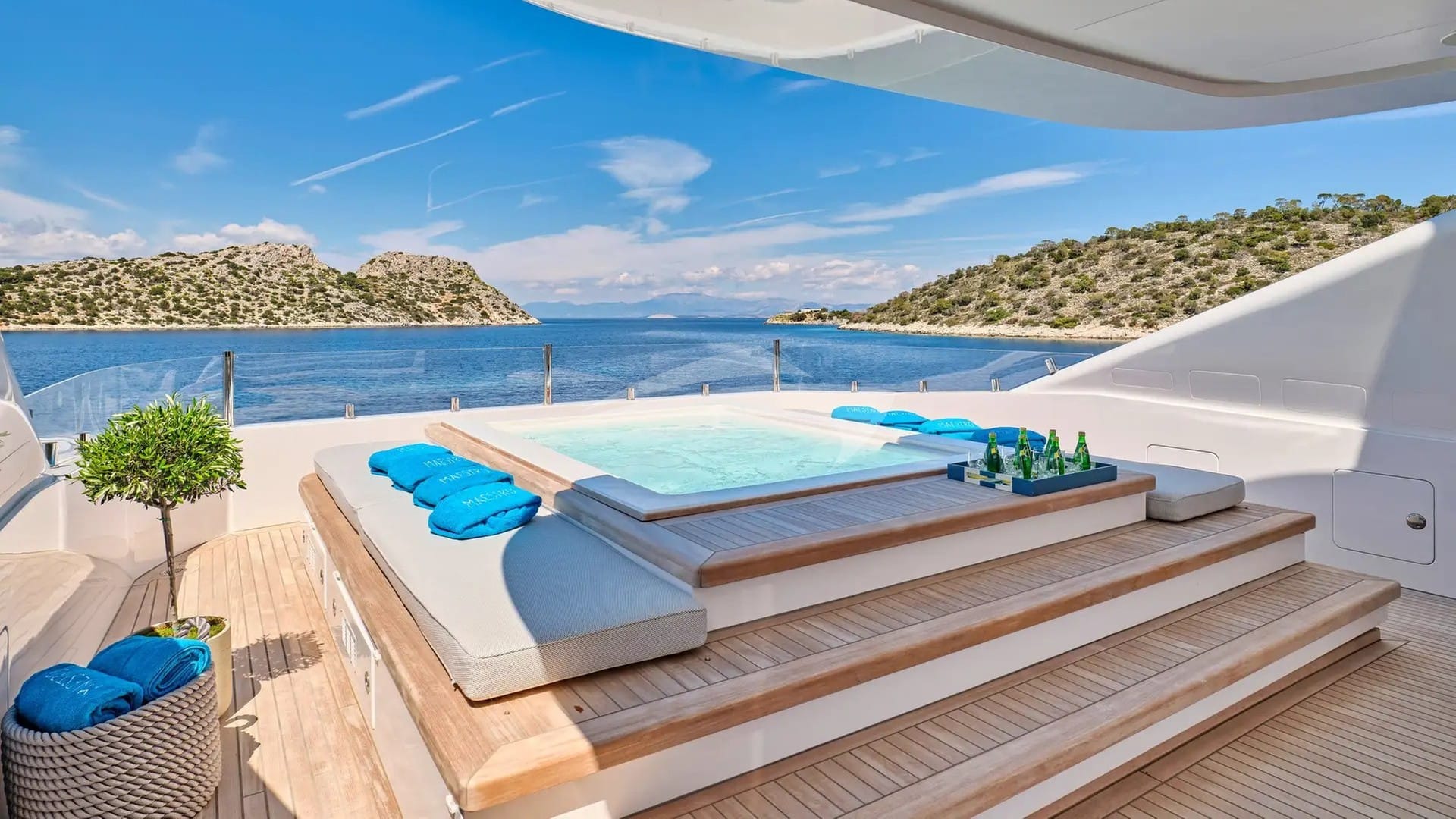 Maestro West Mediterranean