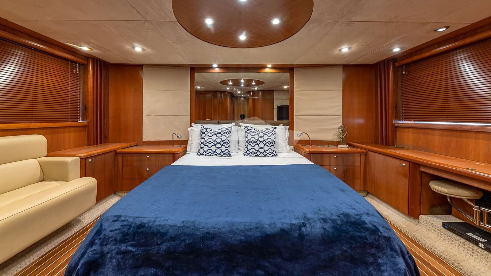 AQUAHOLIC, photo from the yacht portfolio 18