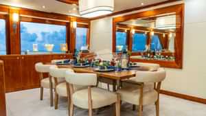Yacht Charter DONE DEAL