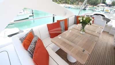 Flybridge Seating