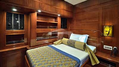 Double Cabin
