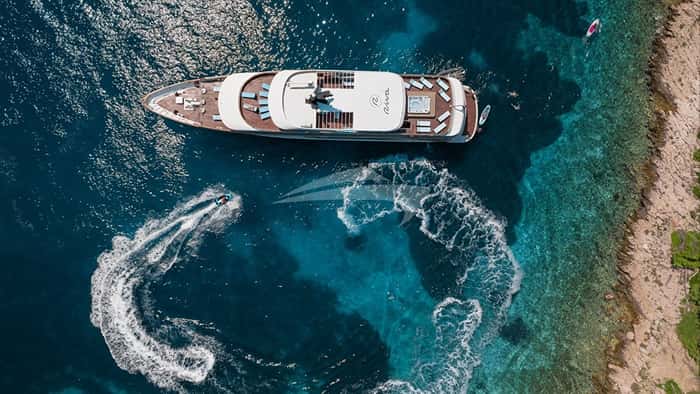 RIVA 48m motor yacht charter, photo 5