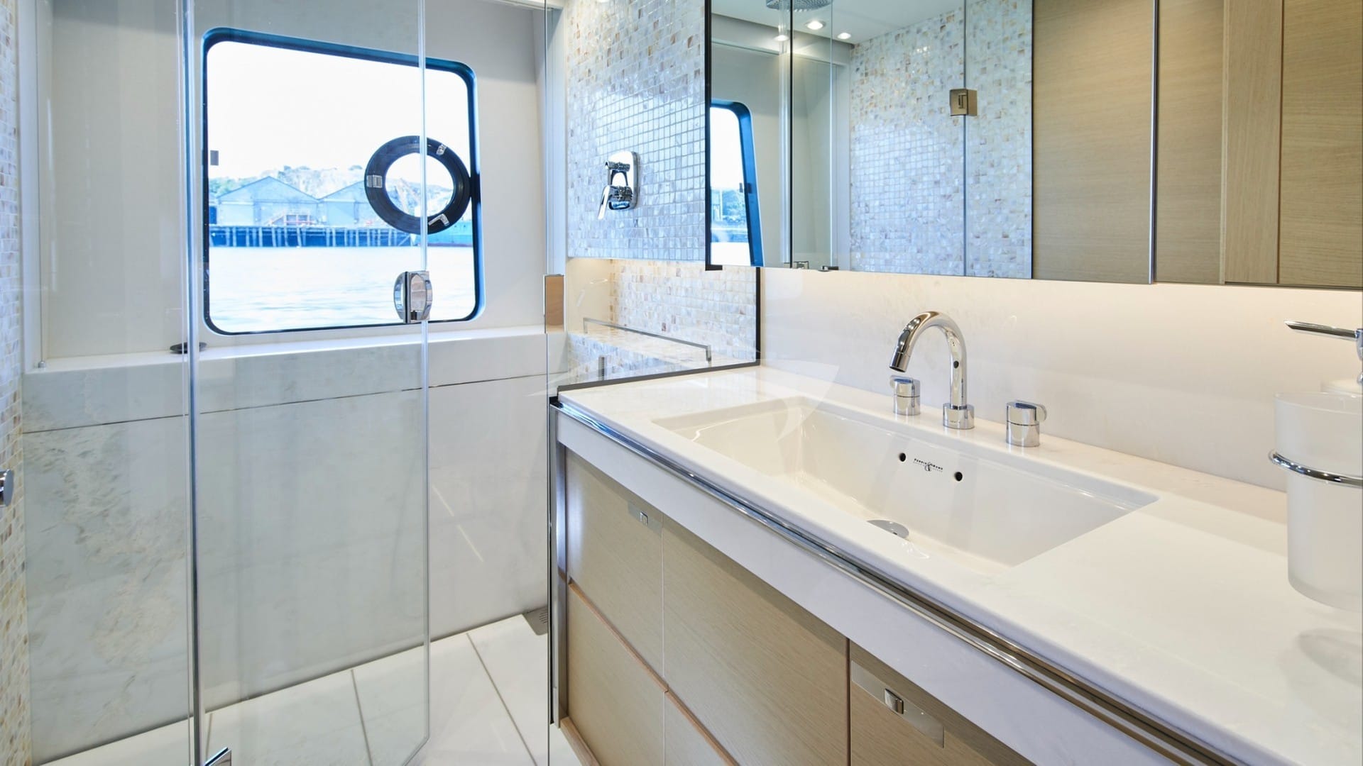Aft Starboard VIP Cabin Bathroom