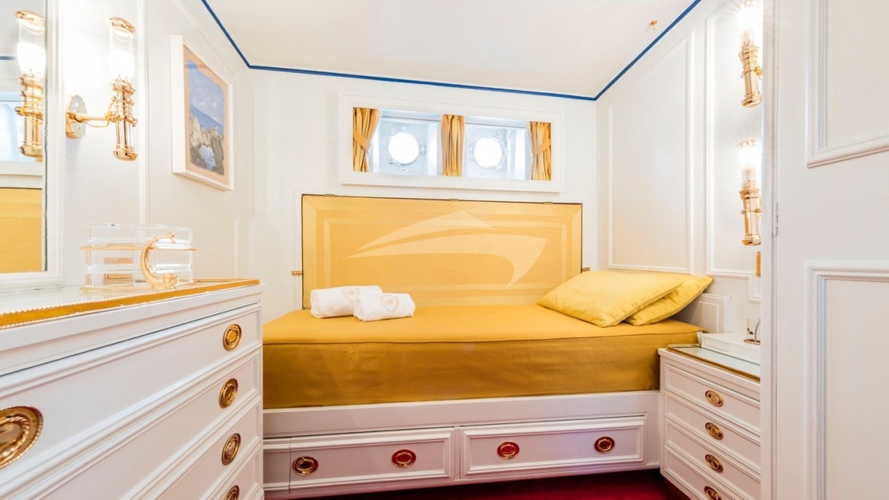 Guest Cabin