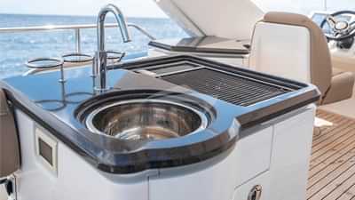 Upper Deck Bar & Grill