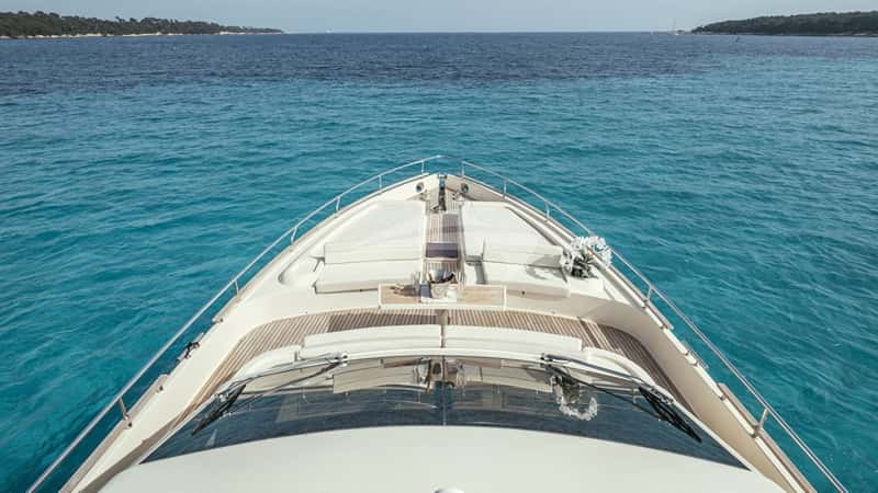 TO ESCAPE 21m motor yacht charter, photo 5