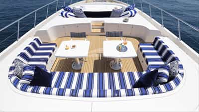 Bow area with tables and seating
