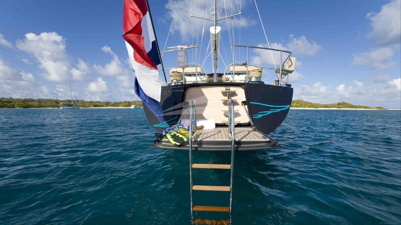 Stern & Swim Platform