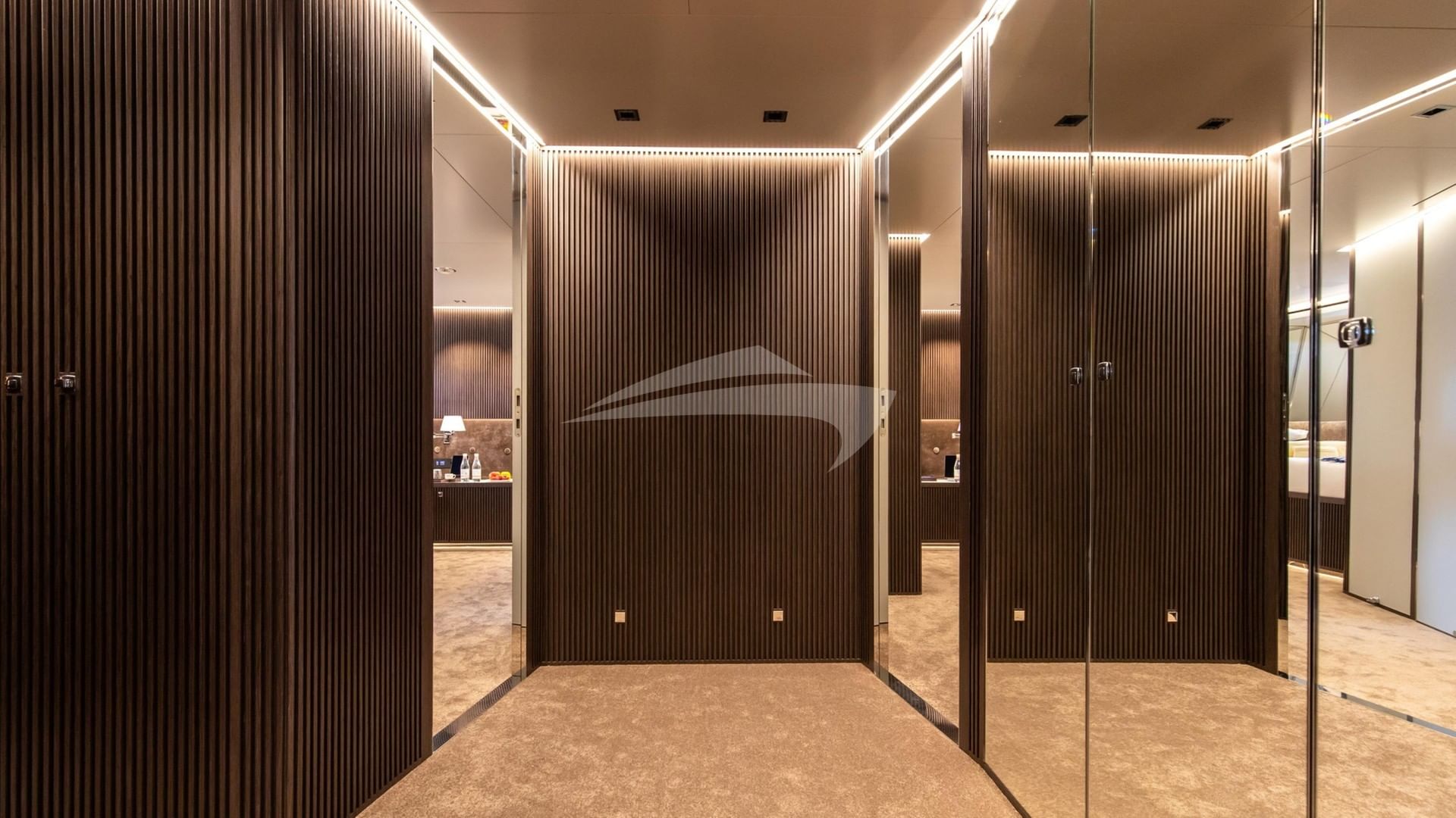 Lower Deck-Guest Foyer