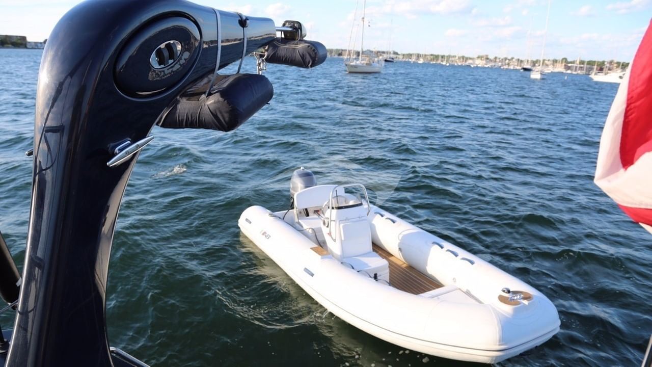 40hp hard bottom AB Tender