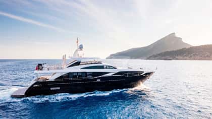 KOHUBA 31m motor yacht charter, photo 12
