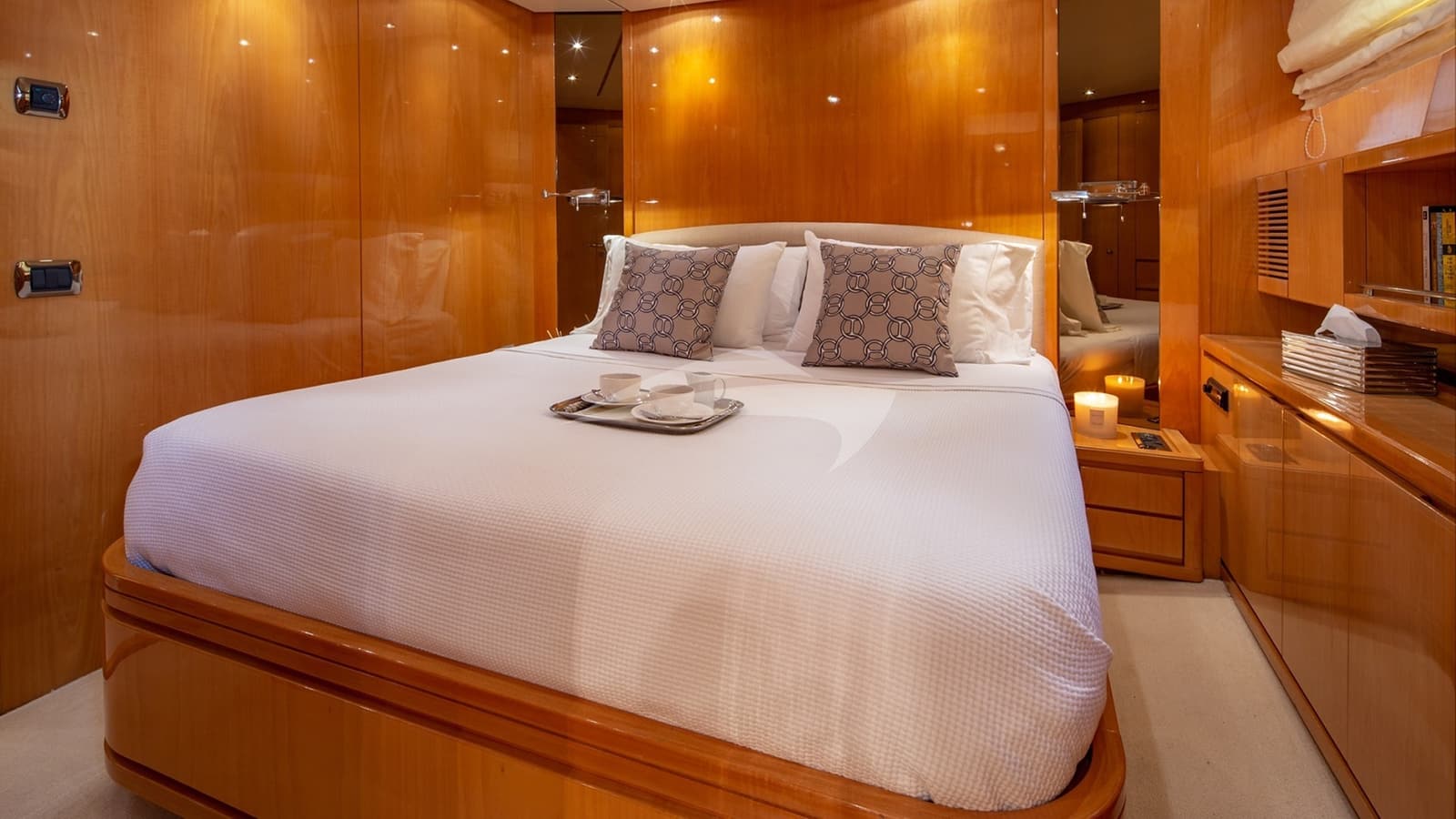 THE BIRD, photo from the yacht portfolio 14