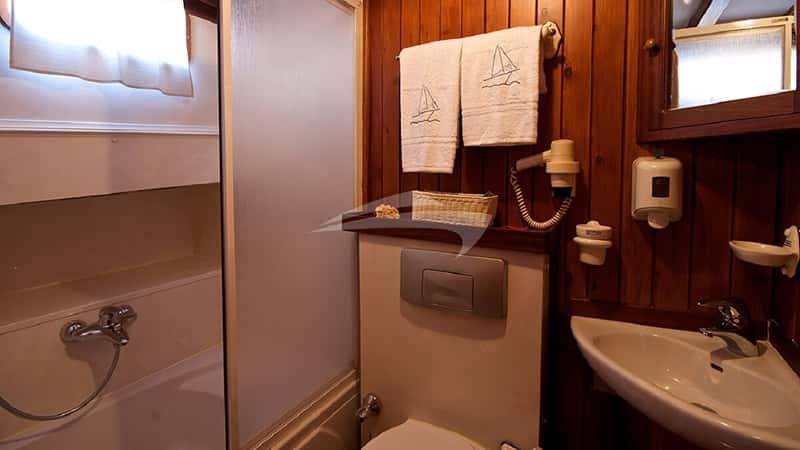 DERIYA DENIZ 24m sailing yacht charter, photo 10