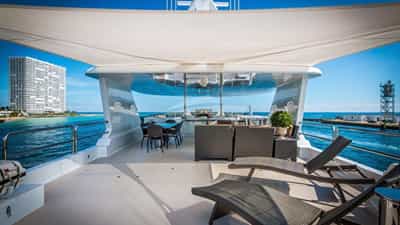 Top Sun Deck