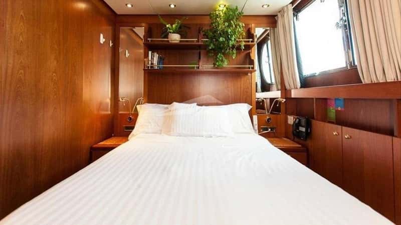 INVADER 50m motor yacht charter, photo 8