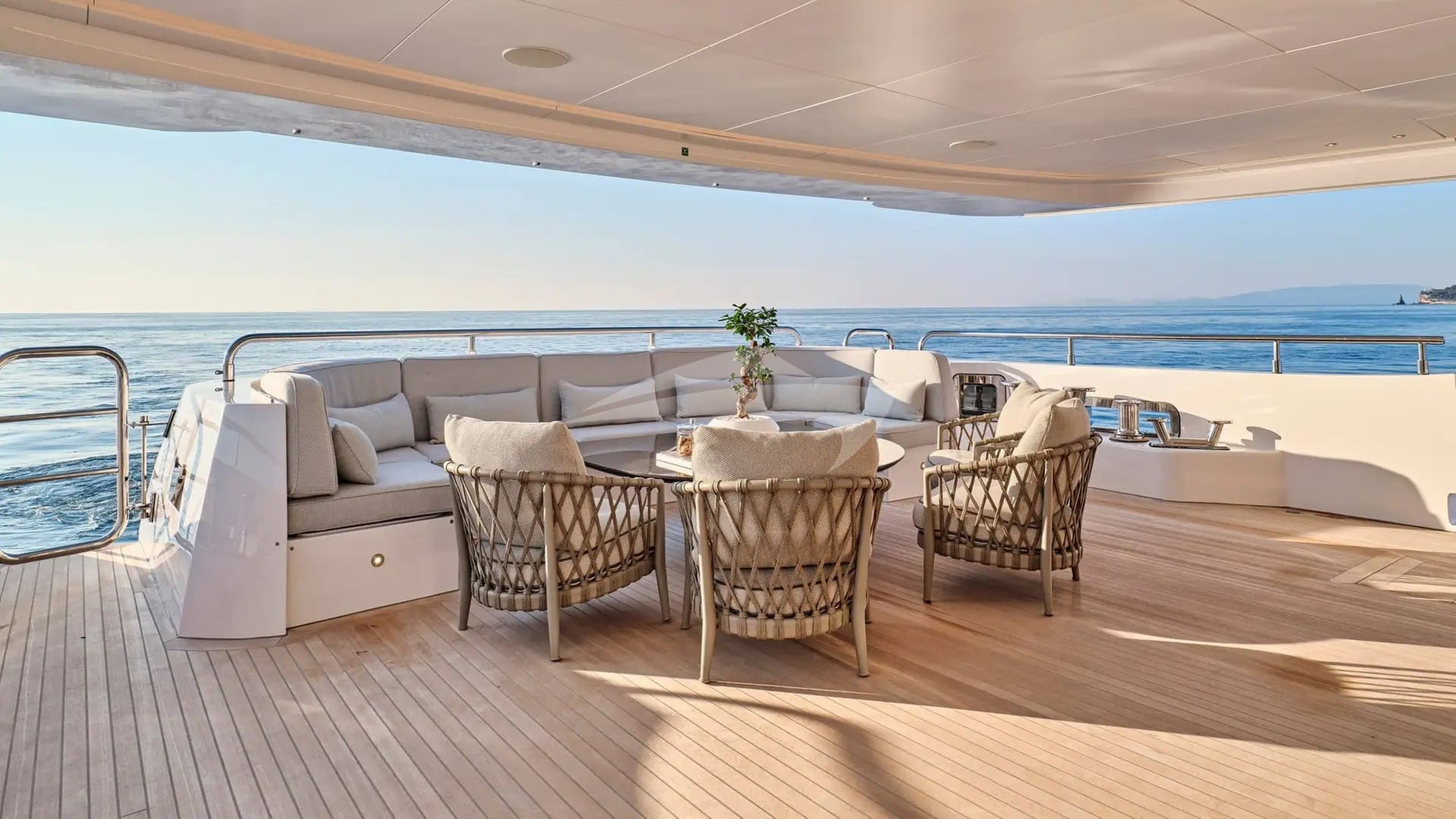 Maestro West Mediterranean