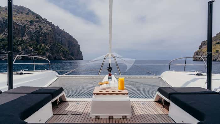 ALMOSTA ROAD 17m sailing yacht charter, photo 4