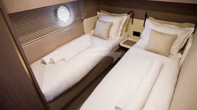 Guest cabin